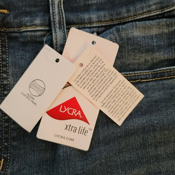 Lands End Womans Jeans Richland Wash Hidden Control Panel Size 10P DH107 - Picture 5 of 10